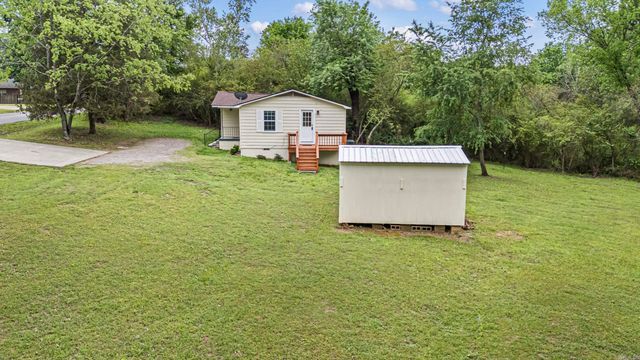 805 Ray Road, Clarksville, AR 72830
