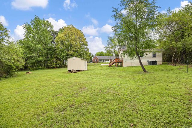 805 Ray Road, Clarksville, AR 72830