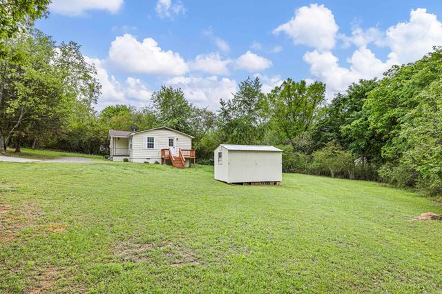 805 Ray Road, Clarksville, AR 72830
