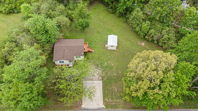 805 Ray Road, Clarksville, AR 72830