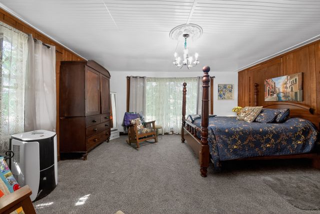 212 Main St, E, Waverly, TN 37185