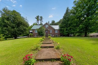 212 Main St, E, Waverly, TN 37185