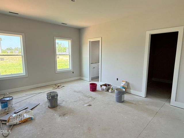 151 Grinnell Loop, Sanford, NC 27332