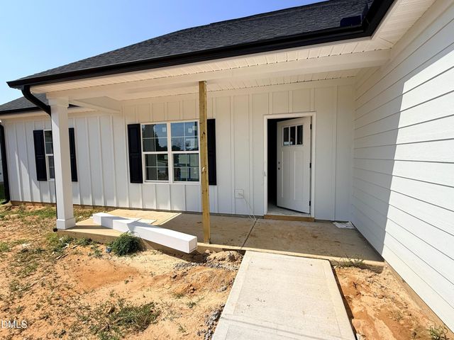 151 Grinnell Loop, Sanford, NC 27332
