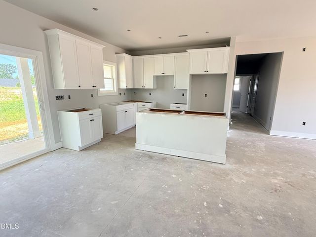 151 Grinnell Loop, Sanford, NC 27332