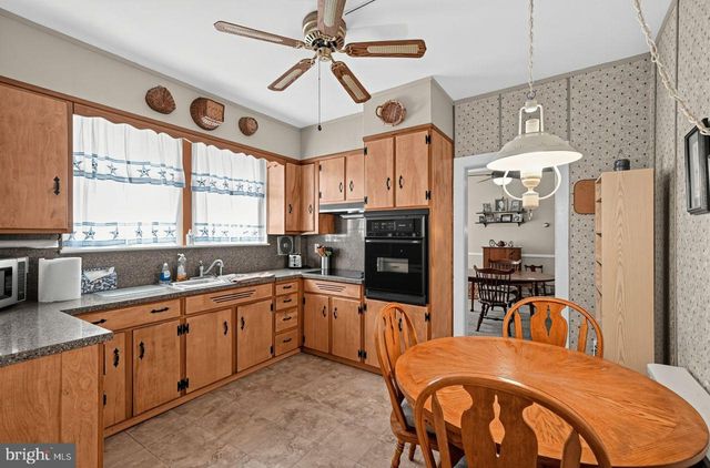 1314 PINE ST, Norristown, PA 19401