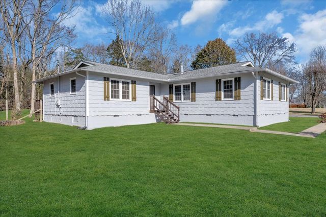 104 Foxland Dr, Smyrna, TN 37167