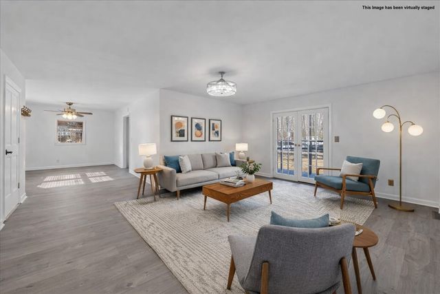 104 Foxland Dr, Smyrna, TN 37167