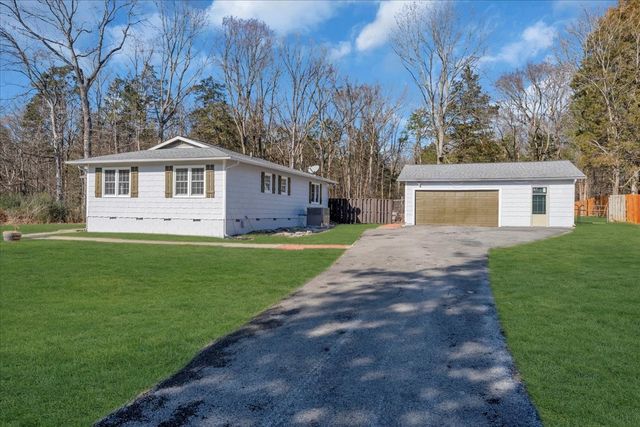 104 Foxland Dr, Smyrna, TN 37167