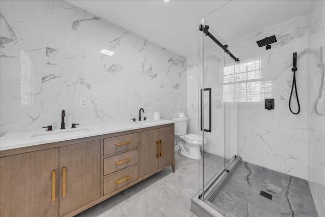 104 Foxland Dr, Smyrna, TN 37167