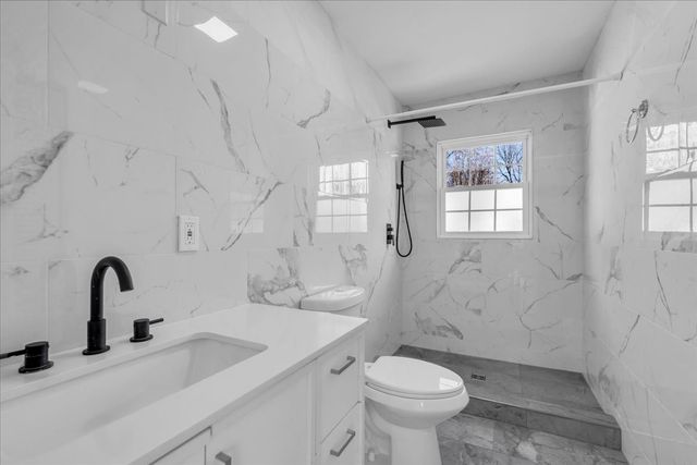 104 Foxland Dr, Smyrna, TN 37167