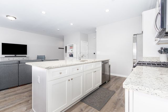 1035 Gillespie Lane, Yorkville, IL 60560