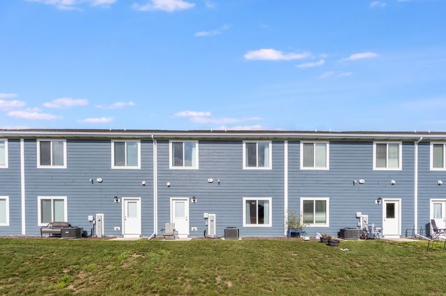 1035 Gillespie Lane, Yorkville, IL 60560