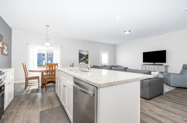 1035 Gillespie Lane, Yorkville, IL 60560