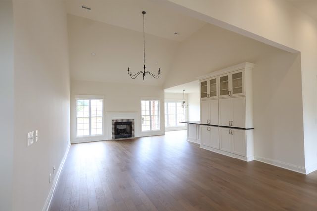 203 James Matthew Ln, Mount Juliet, TN 37122