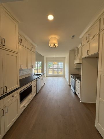203 James Matthew Ln, Mount Juliet, TN 37122