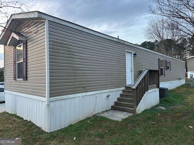 145 Town Lane, Fayetteville, GA 30214