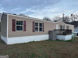 145 Town Lane, Fayetteville, GA 30214