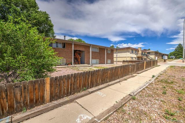 4060 Airport Road, Colorado Springs, CO 80910