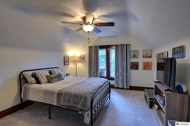 1238 E Military Avenue, Fremont, NE 68025