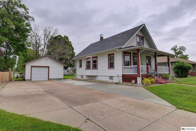 1238 E Military Avenue, Fremont, NE 68025
