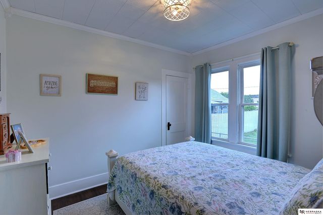 1238 E Military Avenue, Fremont, NE 68025