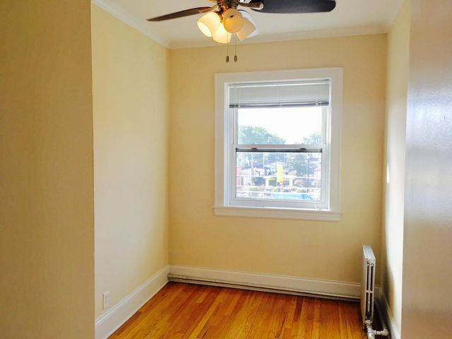 4823 N Springfield Avenue 3E, Chicago, IL 60625