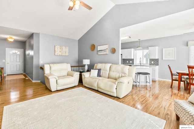 5109 N 154 Street, Omaha, NE 68116