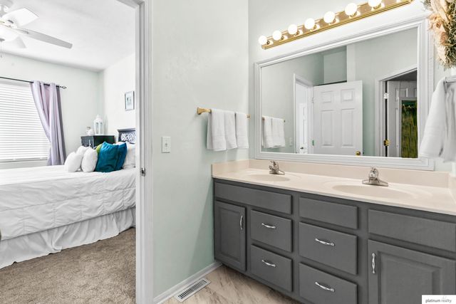 5109 N 154 Street, Omaha, NE 68116