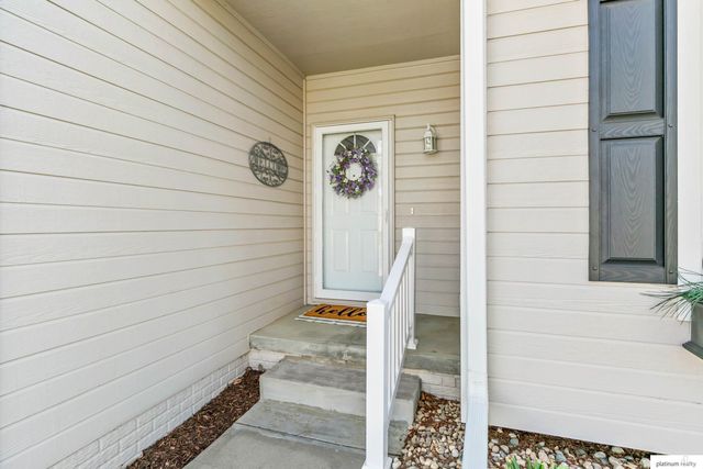 5109 N 154 Street, Omaha, NE 68116