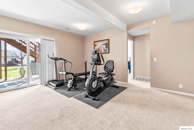 5109 N 154 Street, Omaha, NE 68116