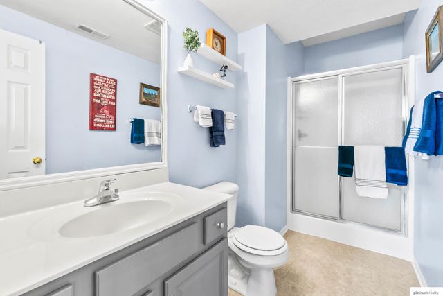 5109 N 154 Street, Omaha, NE 68116