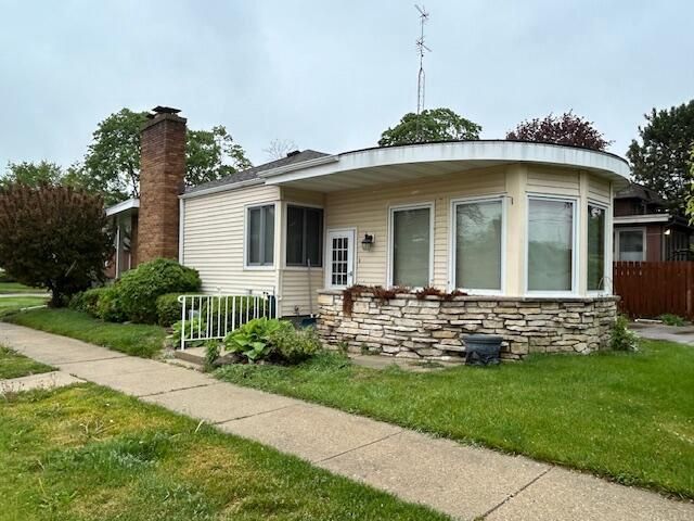 7749 34th AVENUE, Kenosha, WI 53142