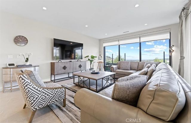 135 Oceano, Irvine, CA 92620