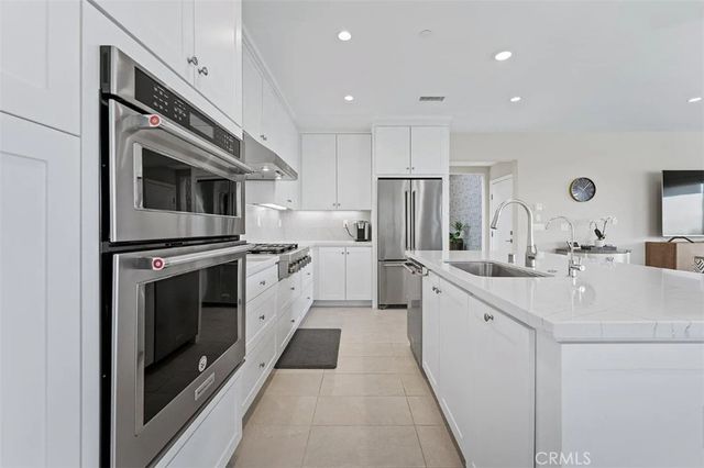 135 Oceano, Irvine, CA 92620