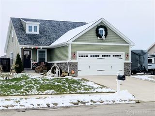 176 Brooke Woode Drive, Brookville, OH 45309