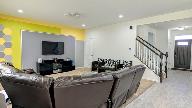 114 Gala Drive, Mundelein, IL 60060
