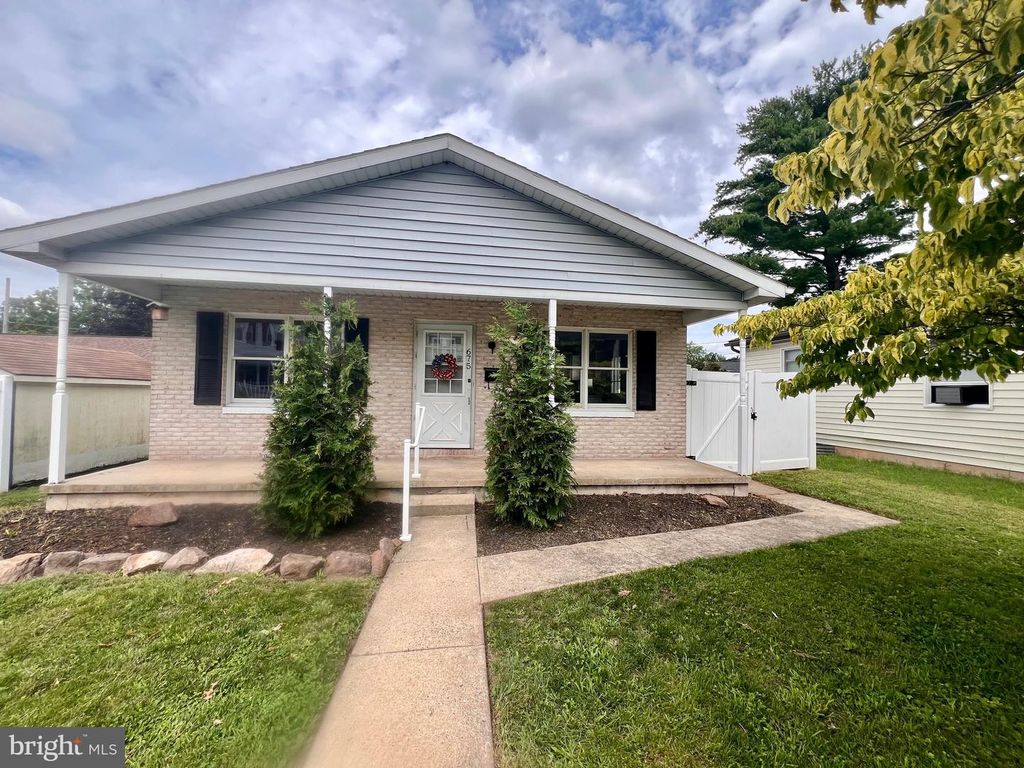 675 SPRUCE ST, Pottstown, PA 19464