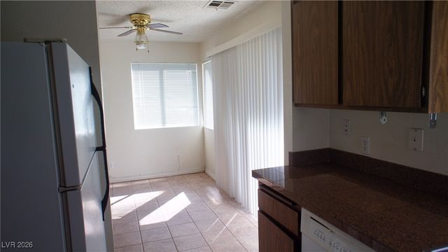 5047 Spencer Street D, Las Vegas, NV 89119