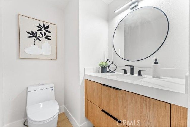 19 Vista Barranca, Rancho Santa Margarita, CA 92688