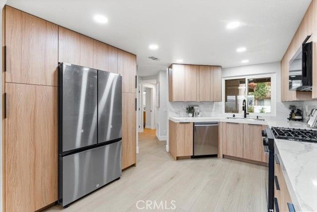 19 Vista Barranca, Rancho Santa Margarita, CA 92688