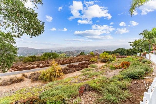 19 Vista Barranca, Rancho Santa Margarita, CA 92688