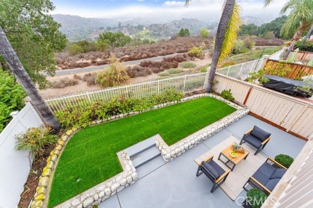 19 Vista Barranca, Rancho Santa Margarita, CA 92688