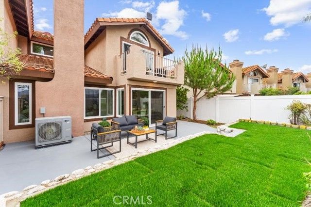 19 Vista Barranca, Rancho Santa Margarita, CA 92688