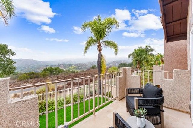 19 Vista Barranca, Rancho Santa Margarita, CA 92688