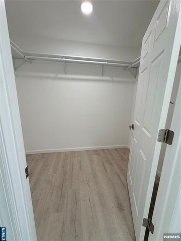 66 Edward Court, Clifton, NJ 07011