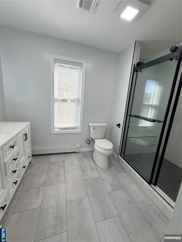 66 Edward Court, Clifton, NJ 07011