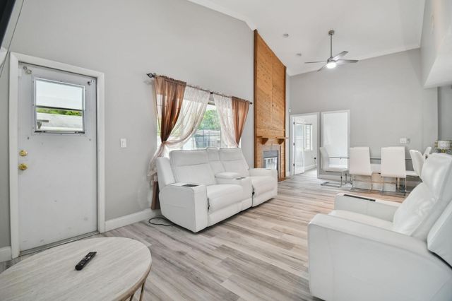 6745 RALSTON BEACH CIRCLE, Tampa, FL 33614