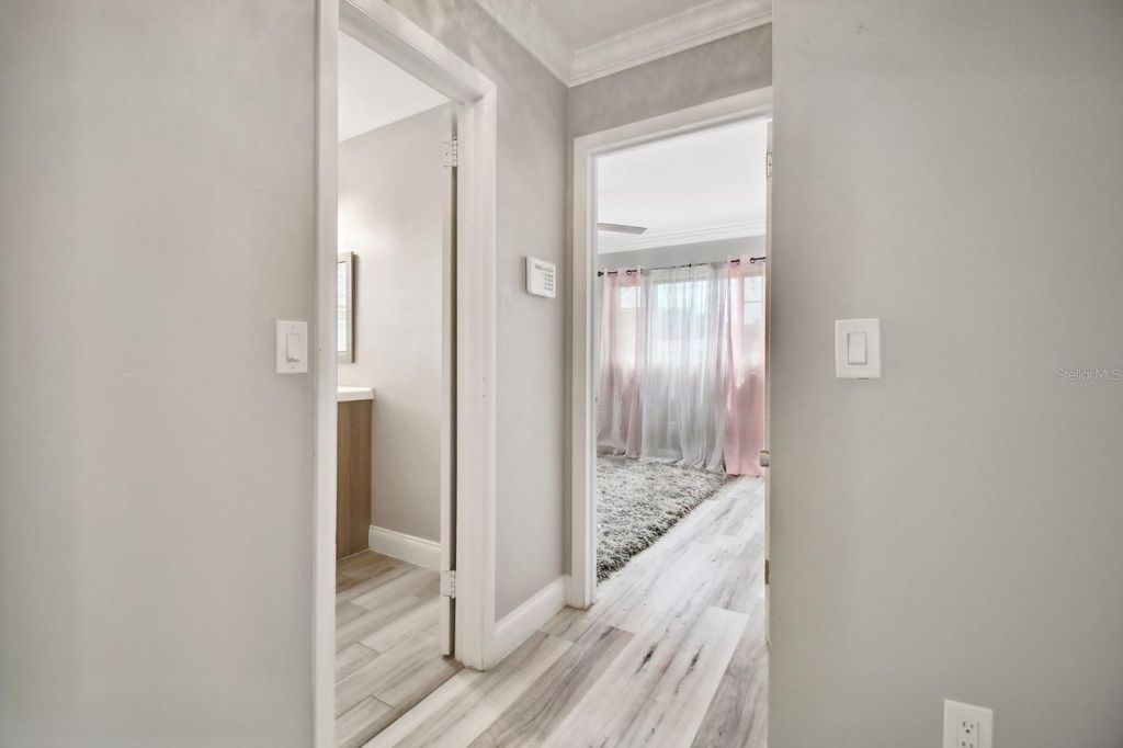 Image 28 of property listing at 6745 RALSTON BEACH CIRCLE, Tampa, FL 33614