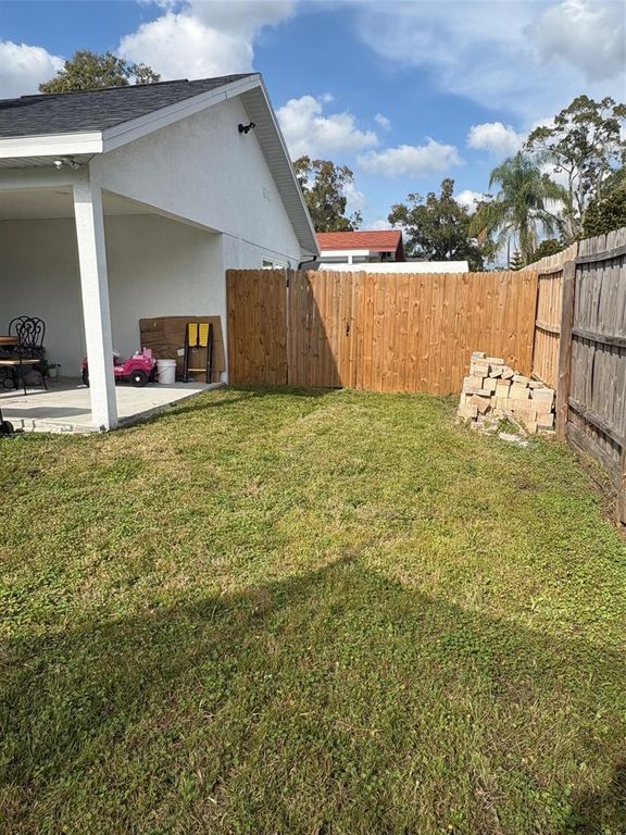 Image 36 of property listing at 6745 RALSTON BEACH CIRCLE, Tampa, FL 33614